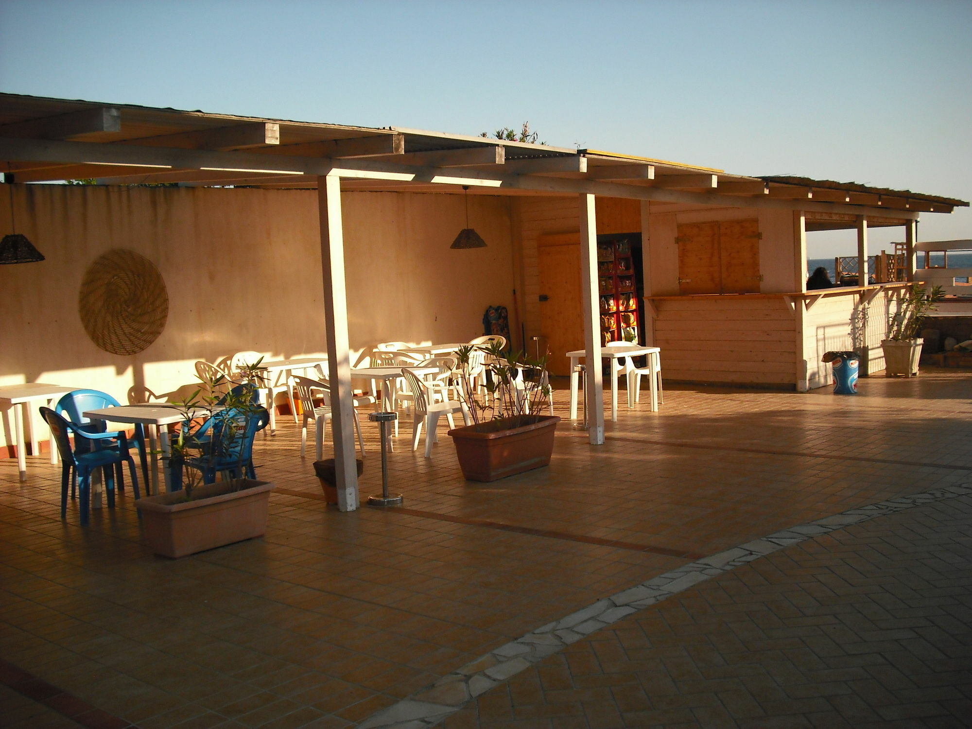 Regent Beach Hotel & Apartments Reggio di Calabria Exterior foto