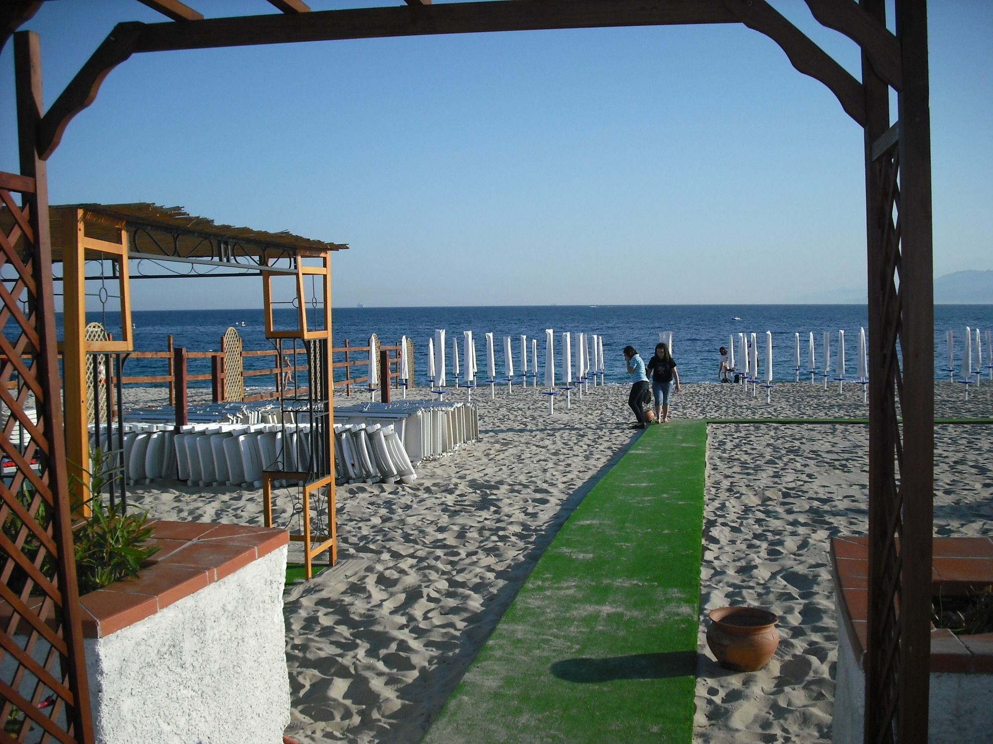 Regent Beach Hotel & Apartments Reggio di Calabria Exterior foto